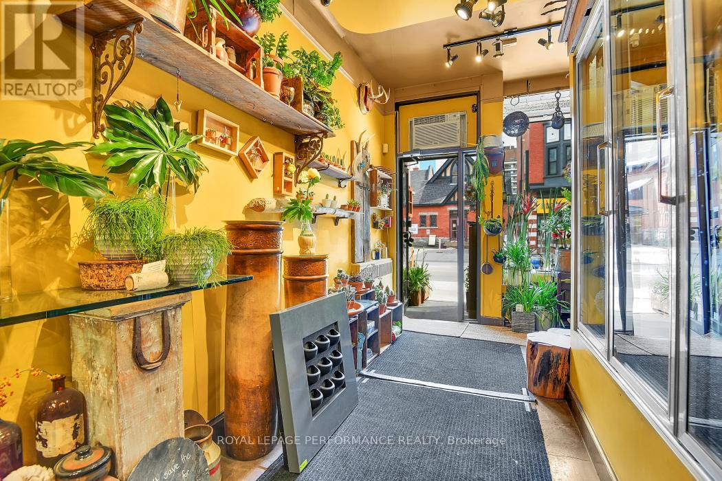 276 Elgin Street Property Photo 5