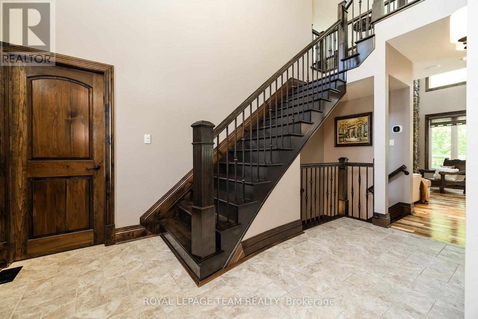 519 Emerald Street Property Photo 24