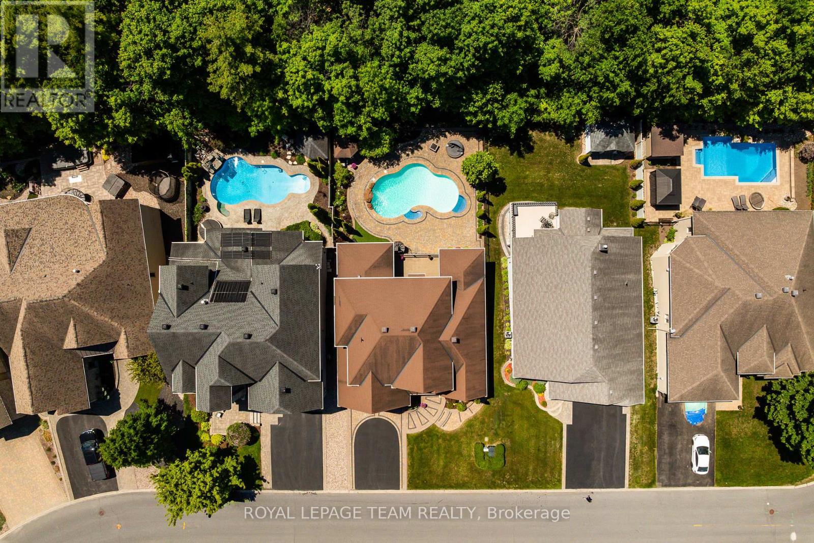 519 Emerald Street Property Photo 48