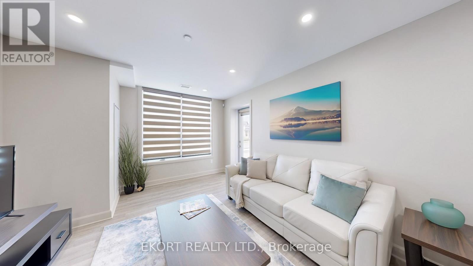 205 - 156a Wims Way Property Photo 11
