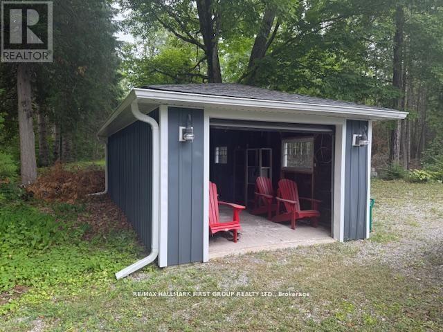 94 Everett Road Property Photo 7