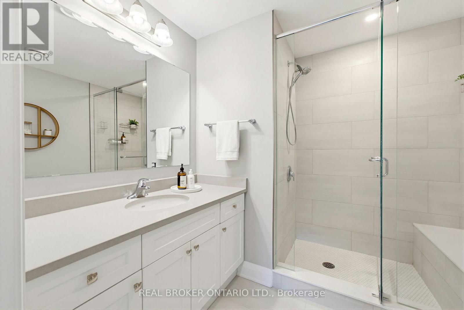 102 - 247 Grey Silo Road Property Photo 16