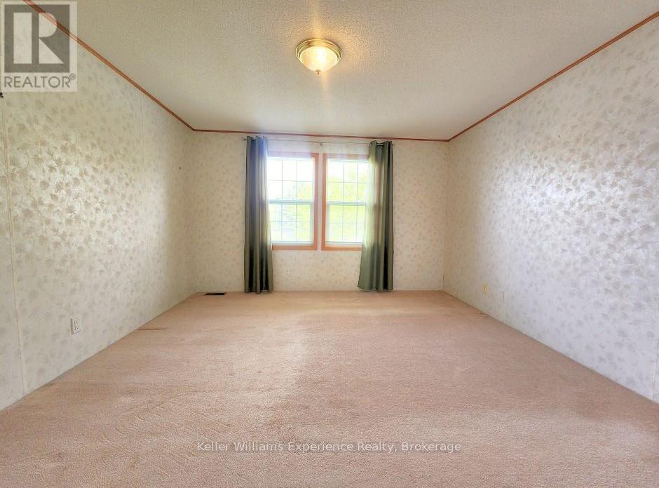 J-24 - 6512 Minto Line 12 Property Photo 10