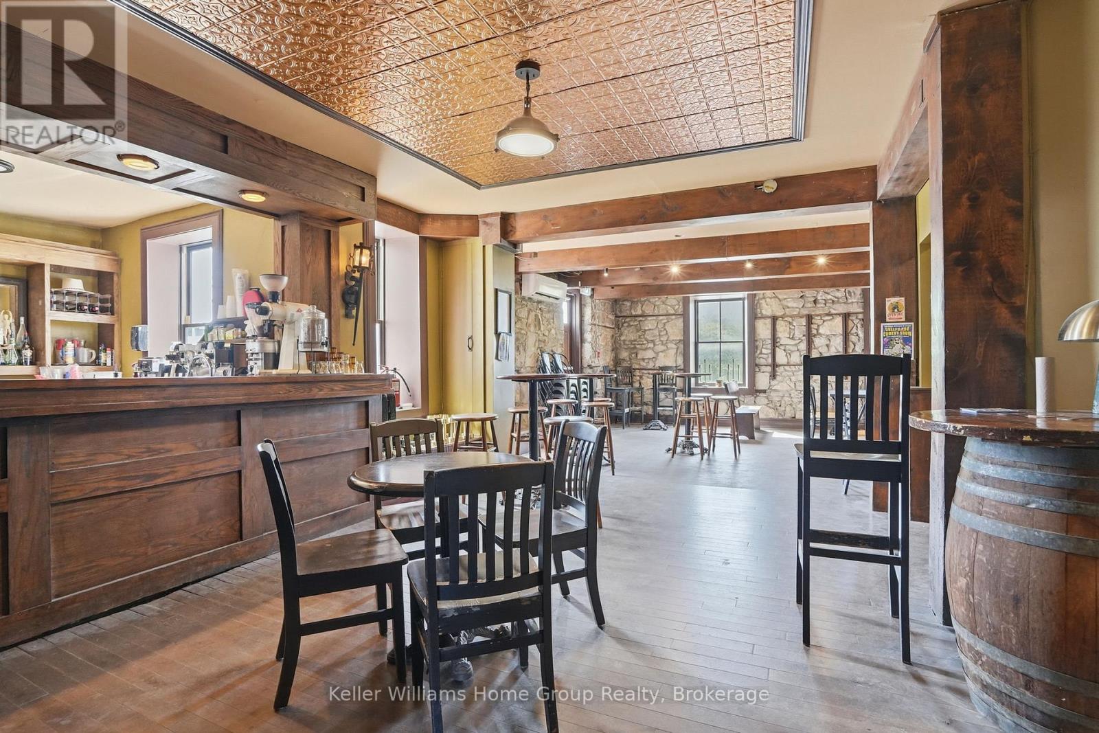 B - 49 Norfolk Street Property Photo 6