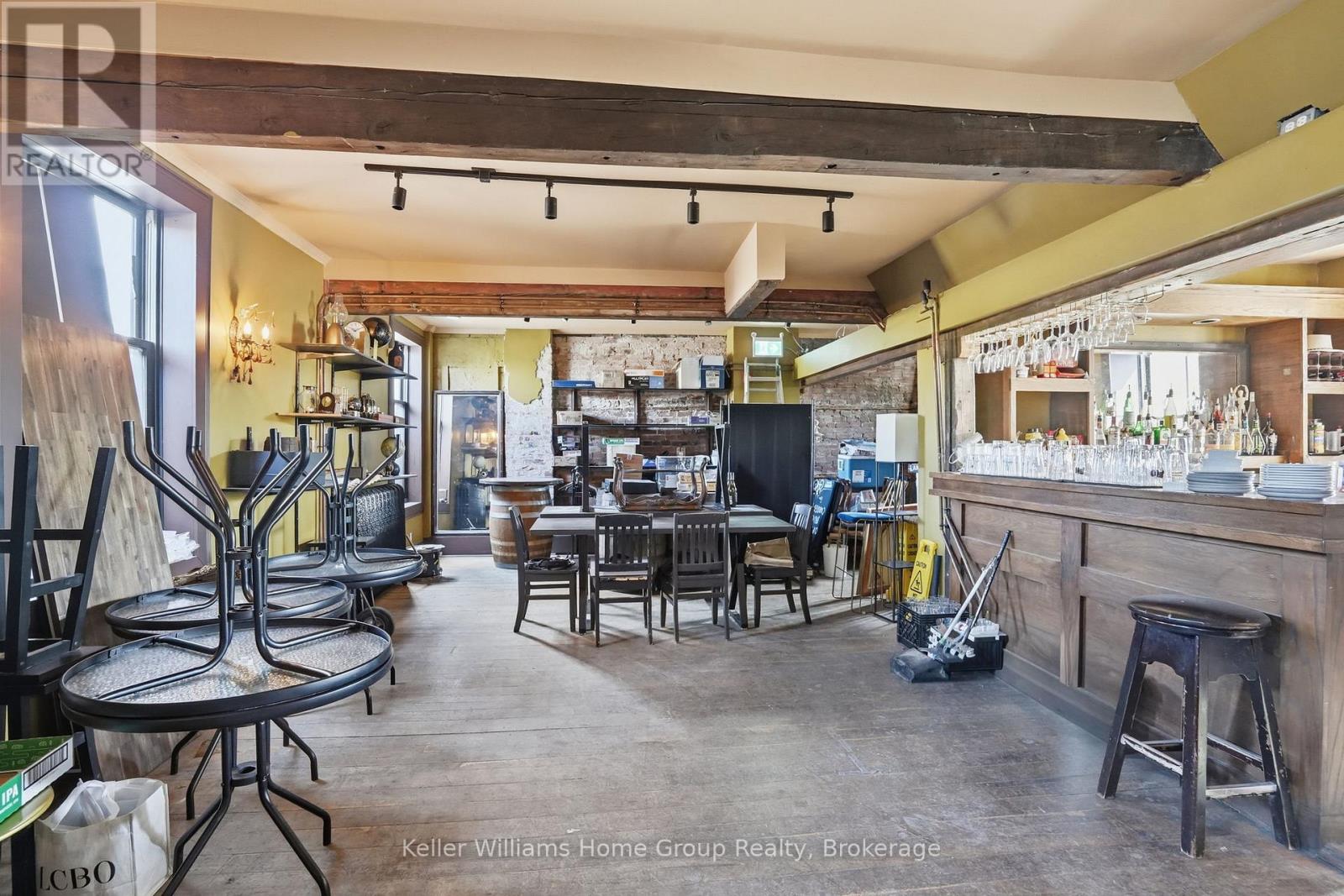 B - 49 Norfolk Street Property Photo 9