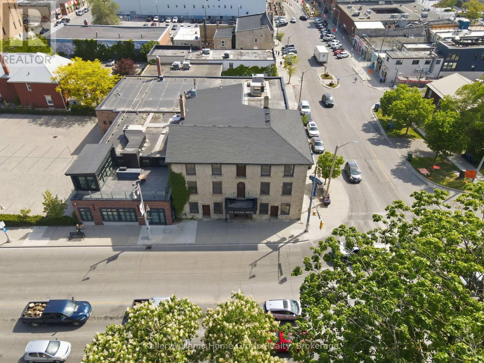 B - 49 Norfolk Street Property Photo 16
