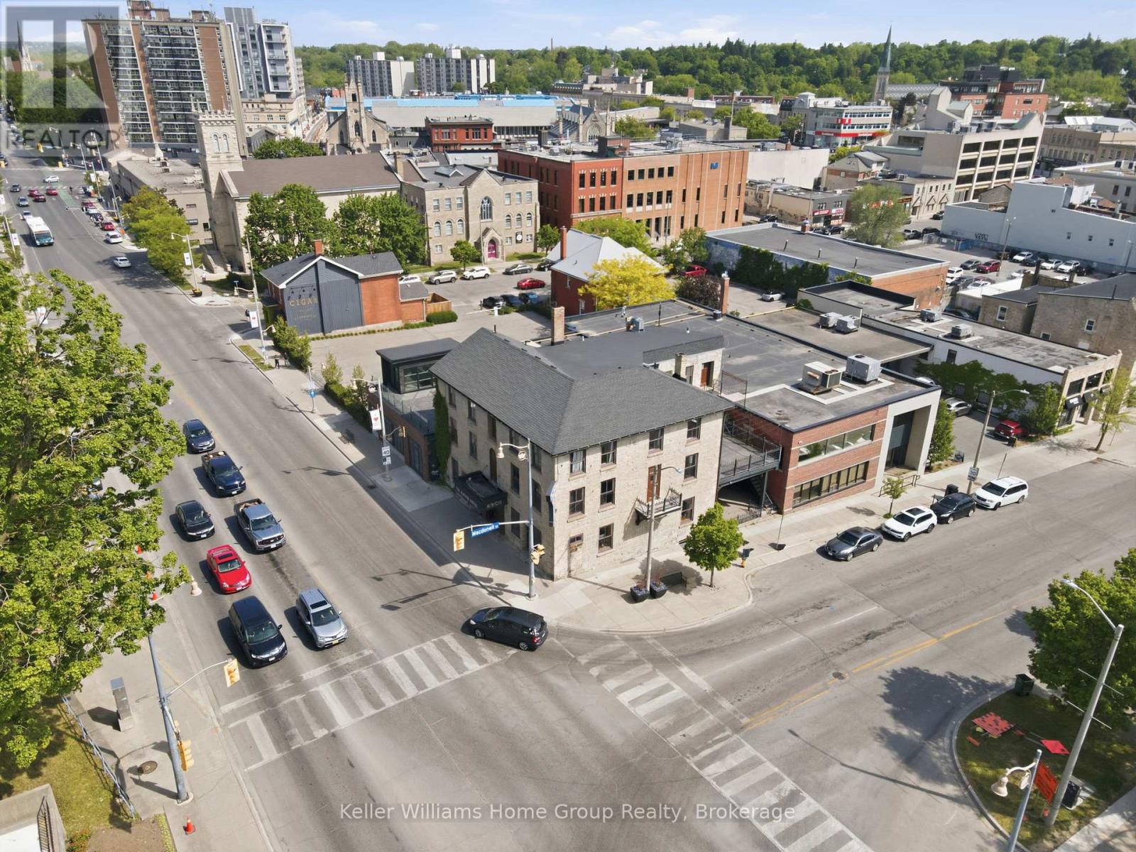 B - 49 Norfolk Street Property Photo 17