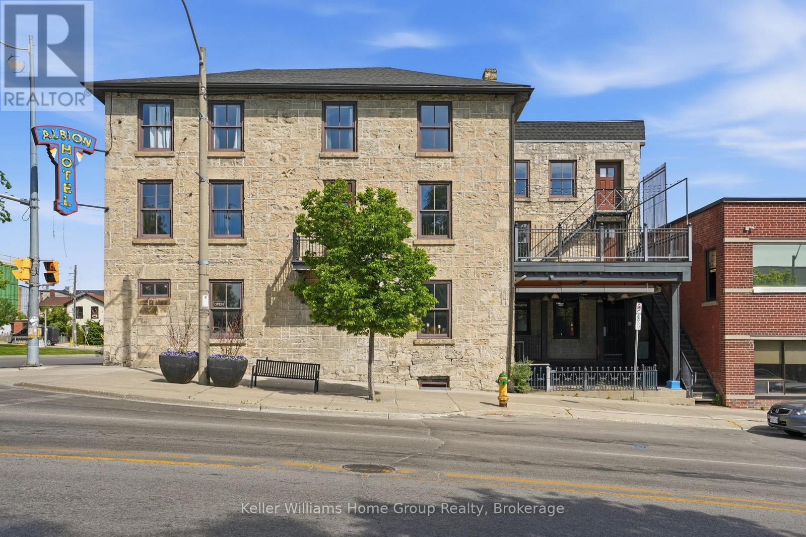 B - 49 Norfolk Street Property Photo 20