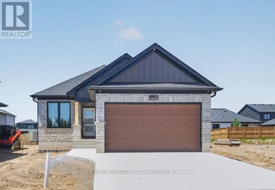 11 POSTMA CRESCENT Property Photo 1