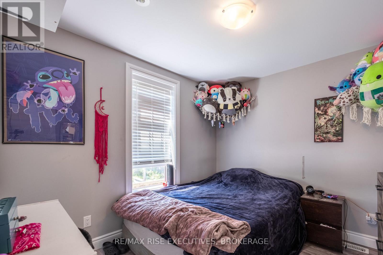 120 Yonge Street Property Photo 28