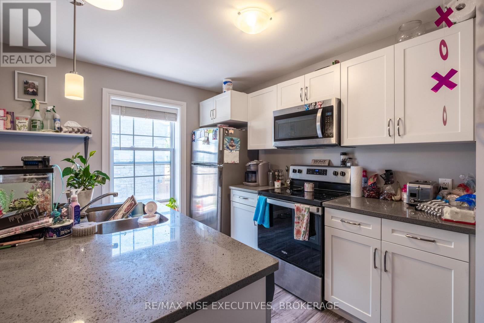 120 Yonge Street Property Photo 31
