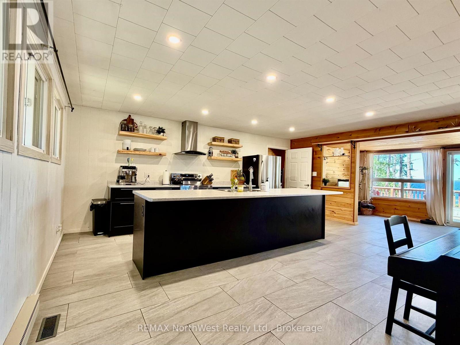 448g Reef Pt Road Property Photo 5