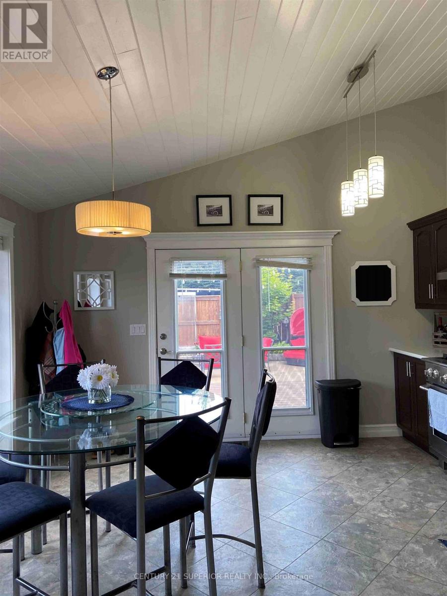 110 Peninsula Road Property Photo 6