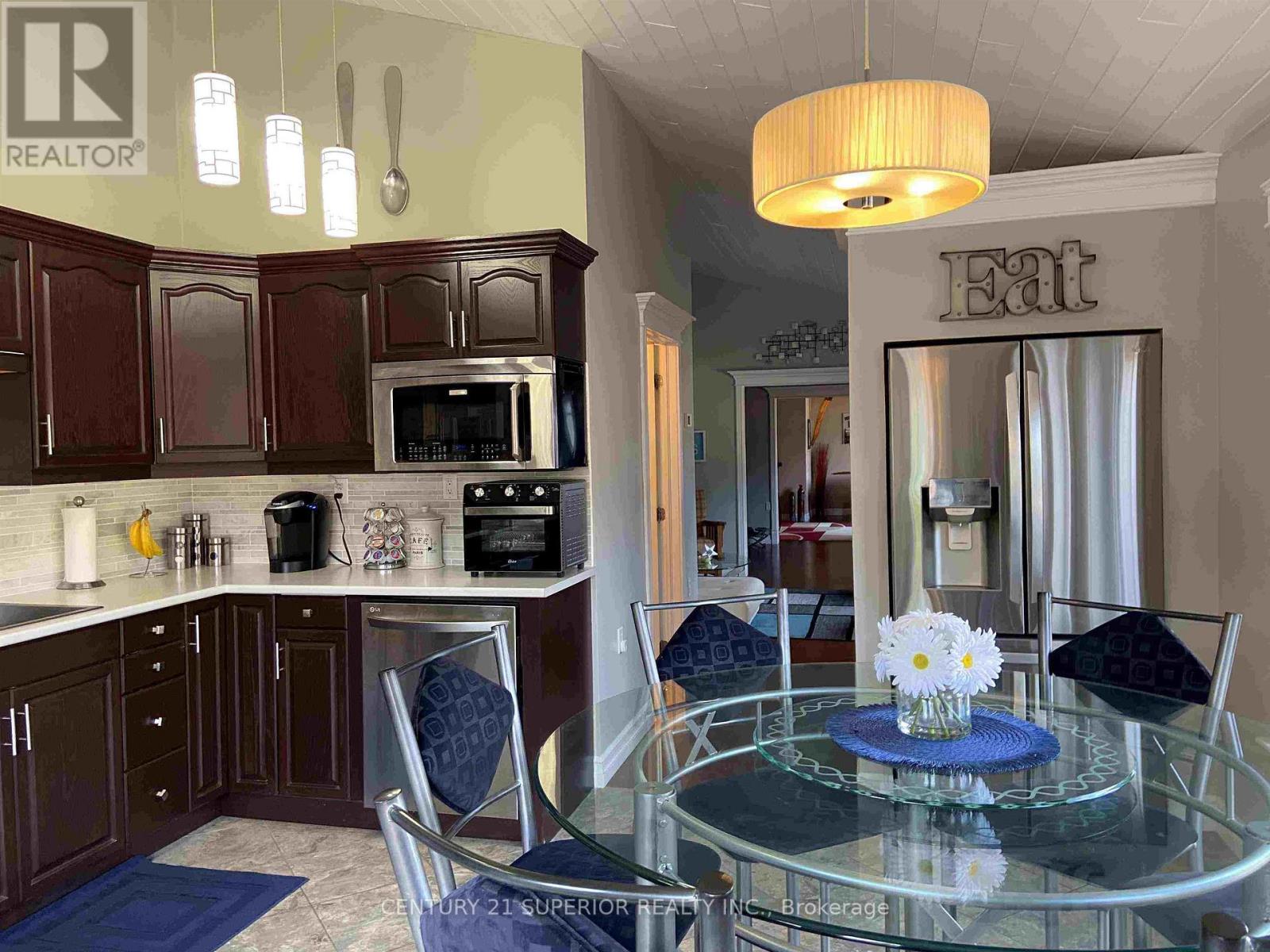 110 Peninsula Road Property Photo 7