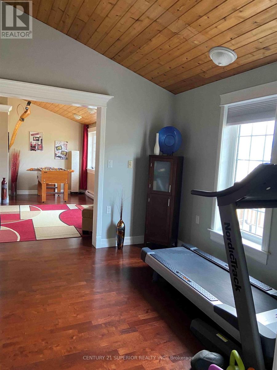 110 Peninsula Road Property Photo 16