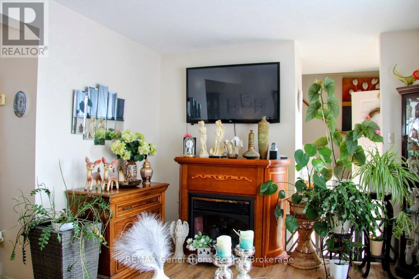 80 Matachewan Road Property Photo 3