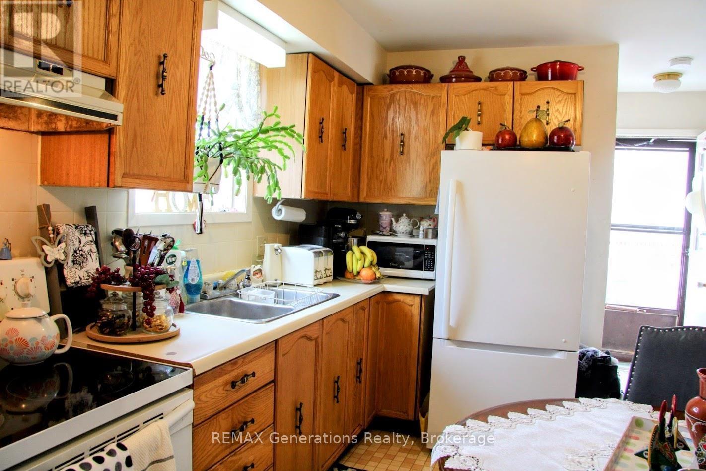 80 Matachewan Road Property Photo 5