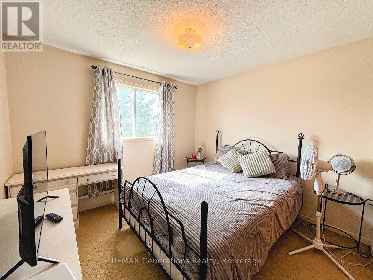 80 Matachewan Road Property Photo 10
