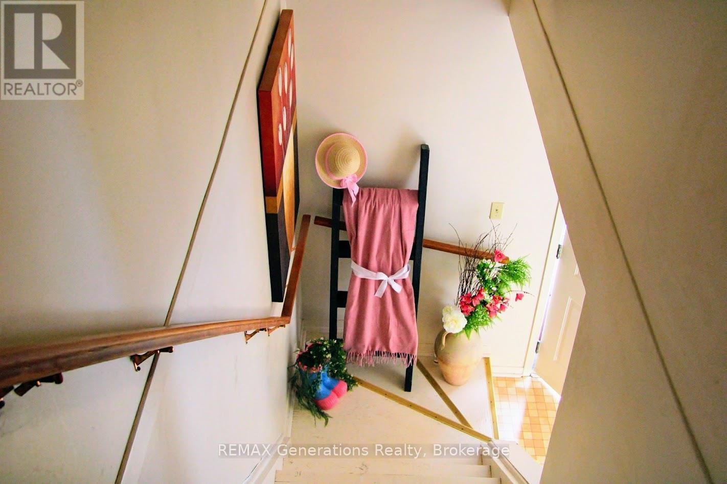 80 Matachewan Road Property Photo 17