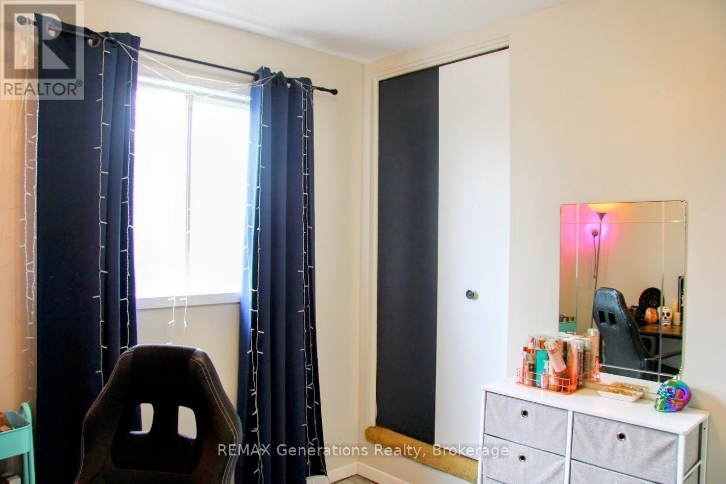 80 Matachewan Road Property Photo 32