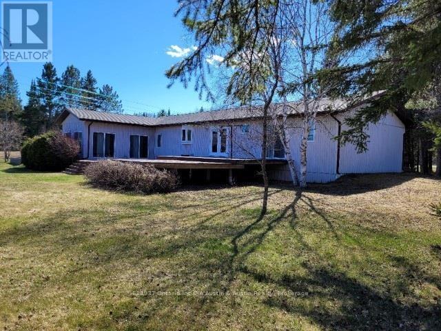 2 Lakeview Road Property Photo 1