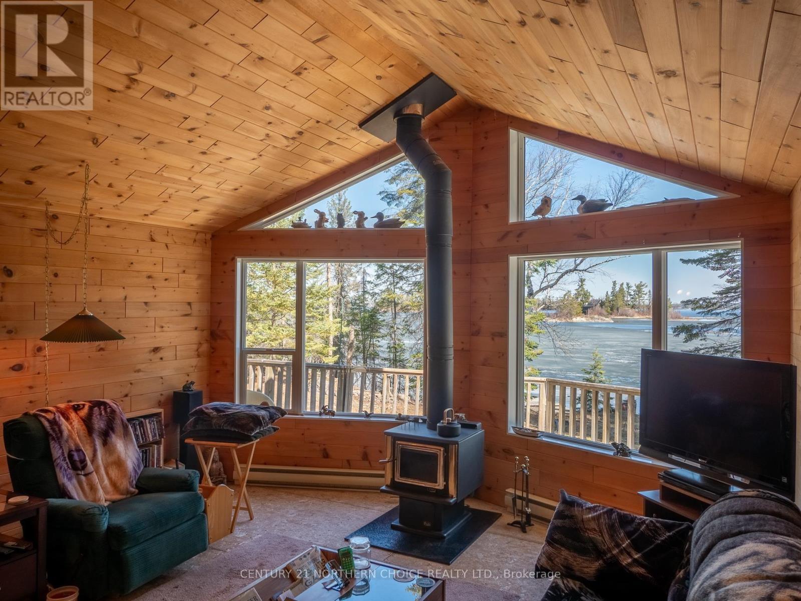 15 Lily Pad Road Property Photo 2
