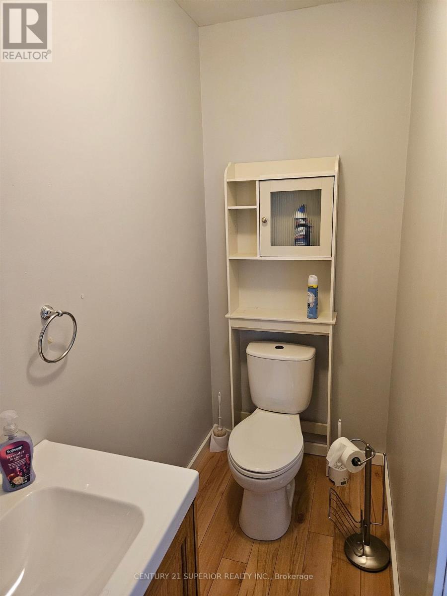 7 Stevens Ave Property Photo 29