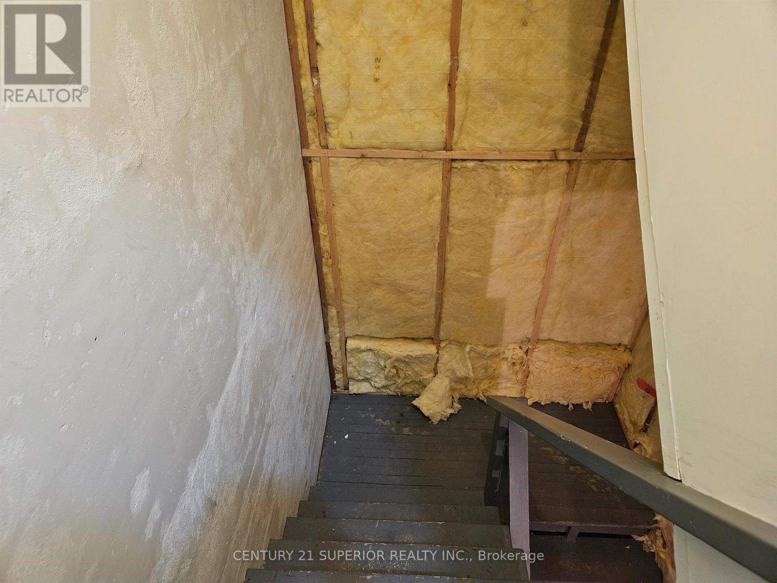 7 Stevens Ave Property Photo 31