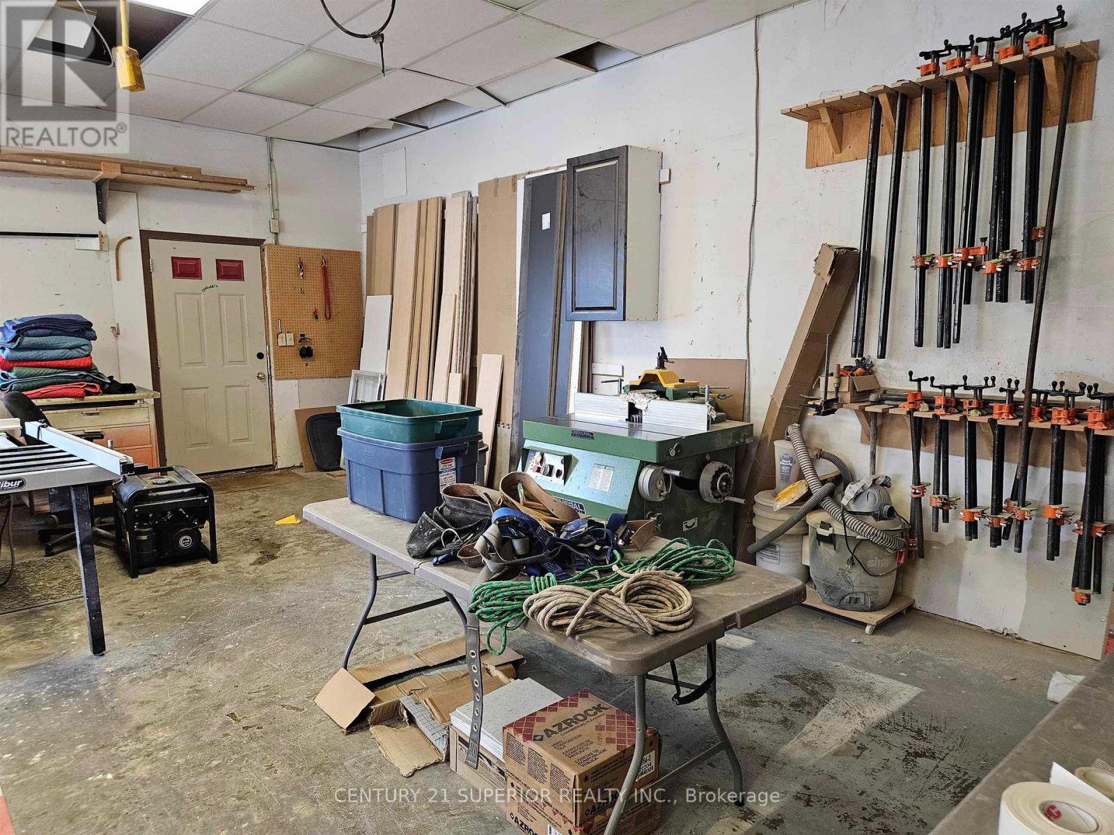 7 Stevens Ave Property Photo 41