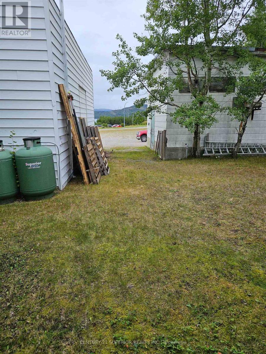 7 Stevens Ave Property Photo 44