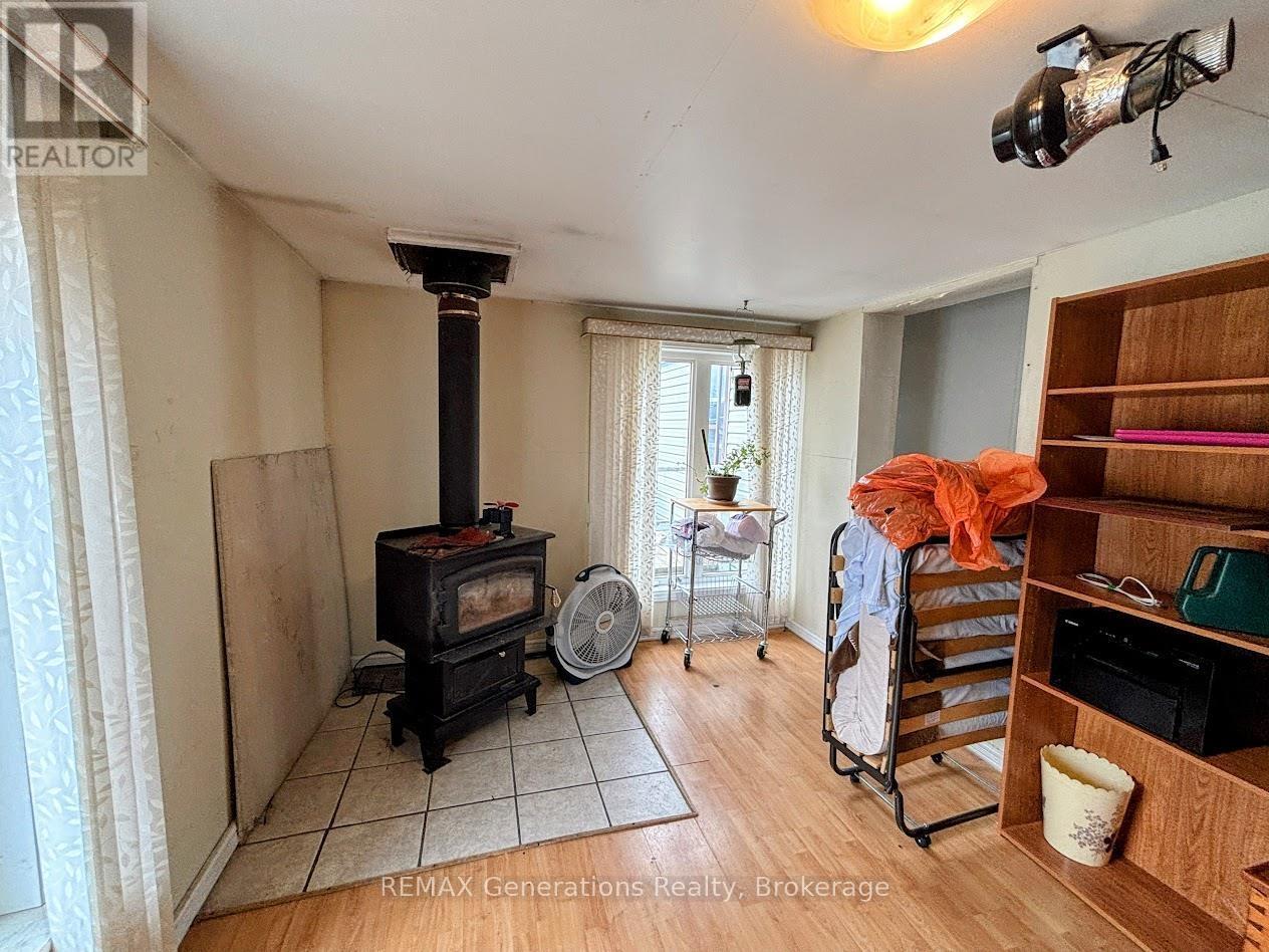 22 Jackson Crescent Property Photo 8