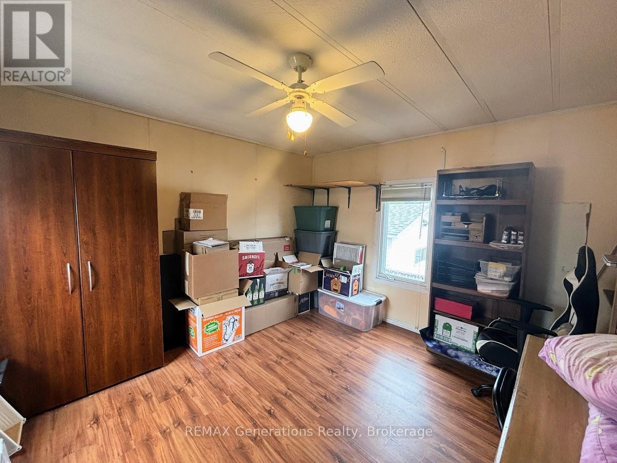 22 Jackson Crescent Property Photo 14
