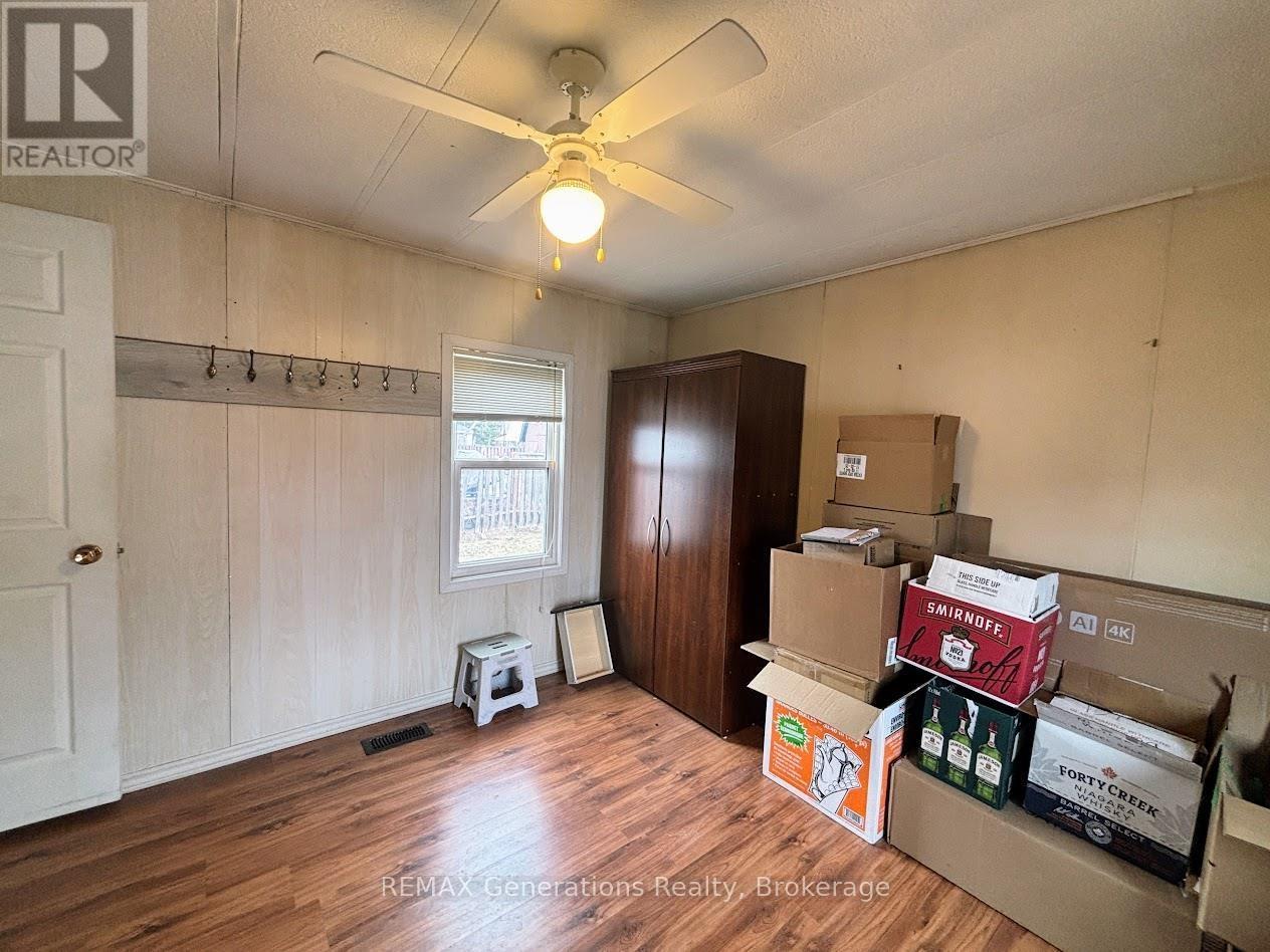 22 Jackson Crescent Property Photo 16