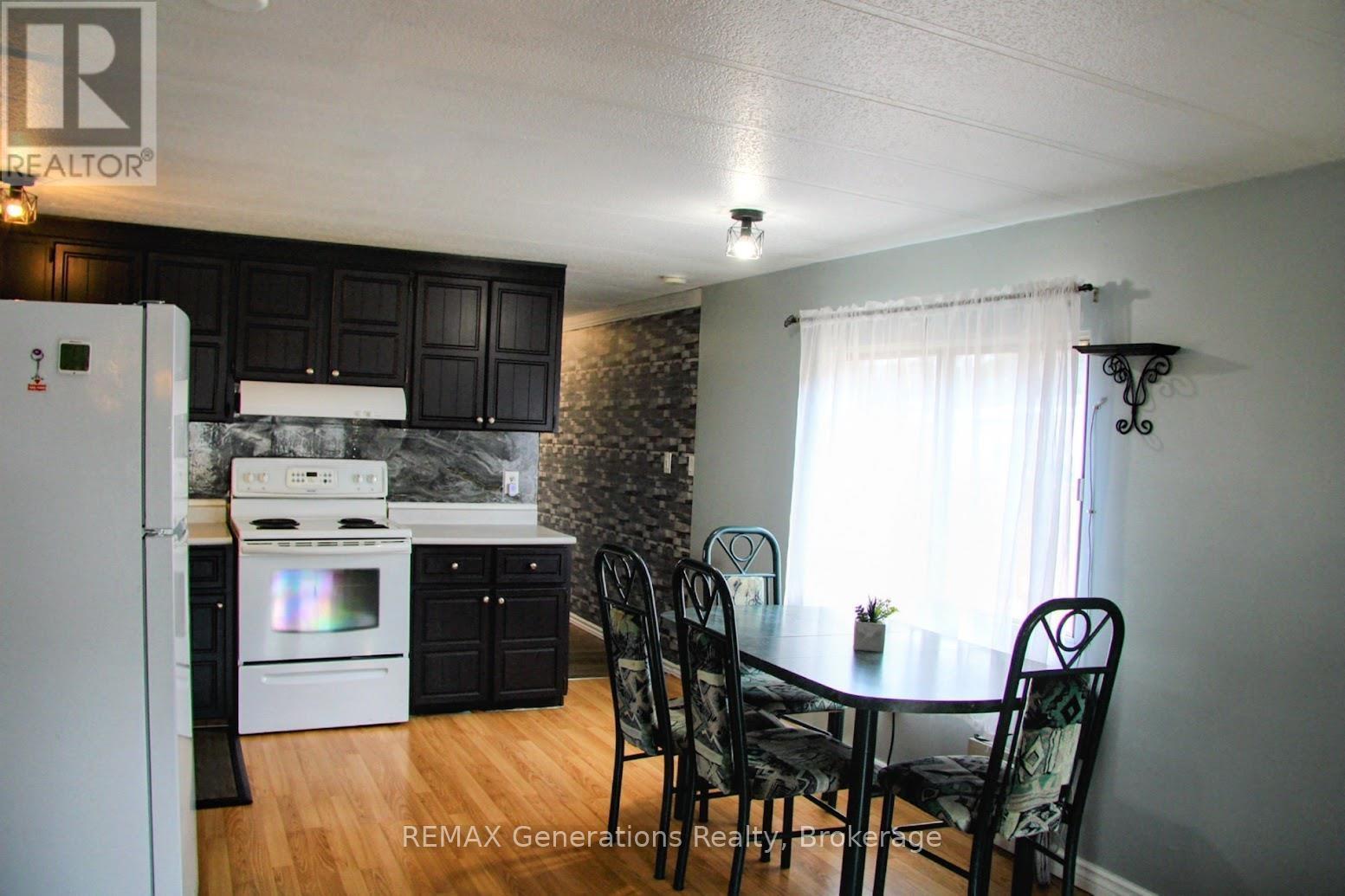 25 Coveney Street Property Photo 3