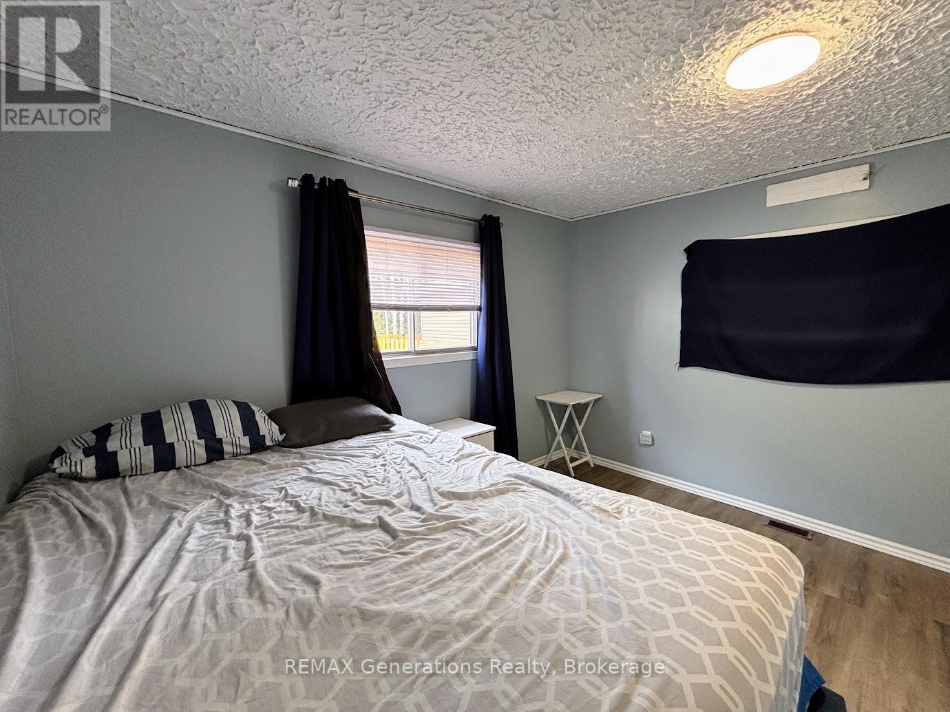 25 Coveney Street Property Photo 11