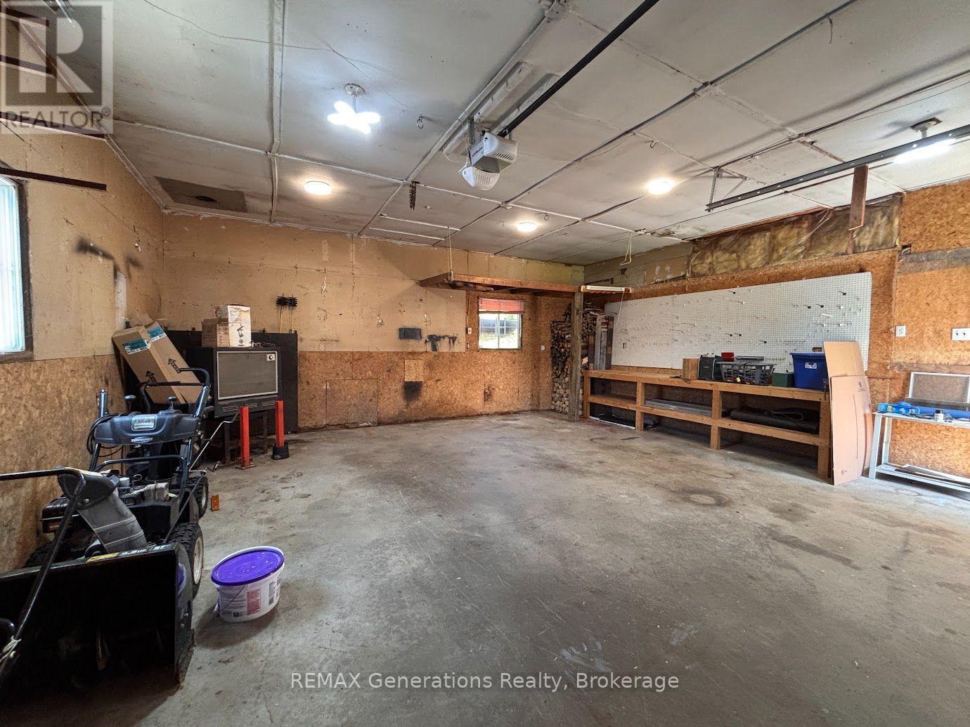 25 Coveney Street Property Photo 33
