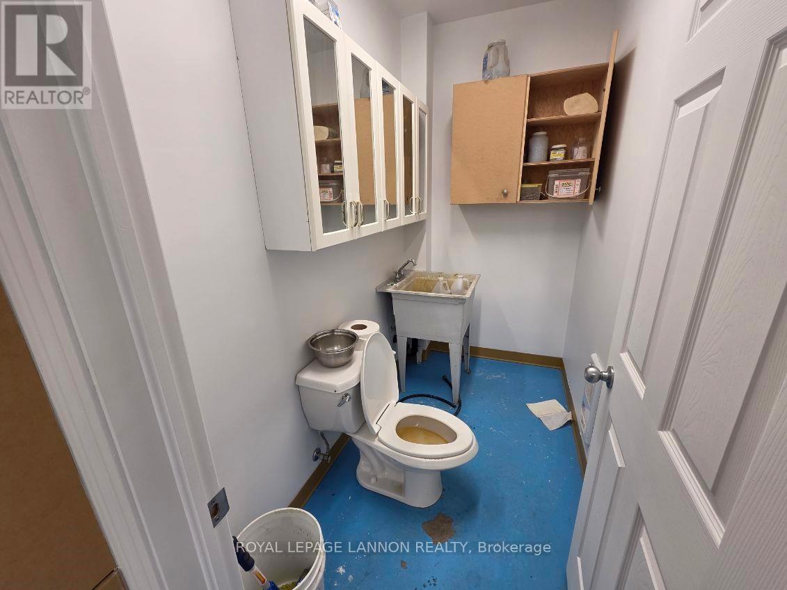 120 Hamel Ave. Property Photo 18
