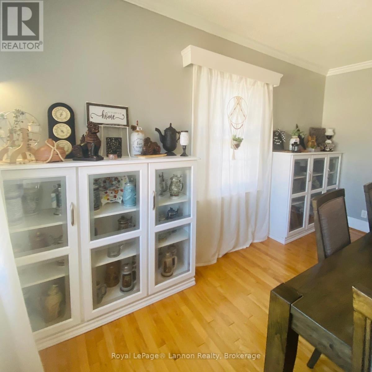 209 Mckenzie Avenue E Property Photo 7