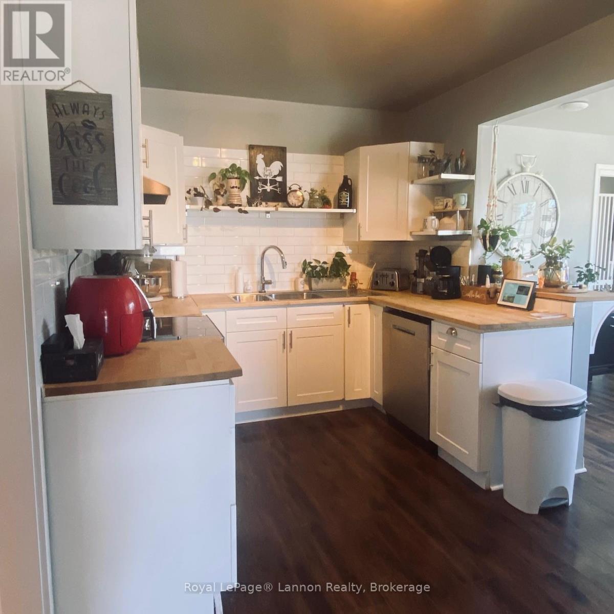 209 Mckenzie Avenue E Property Photo 10