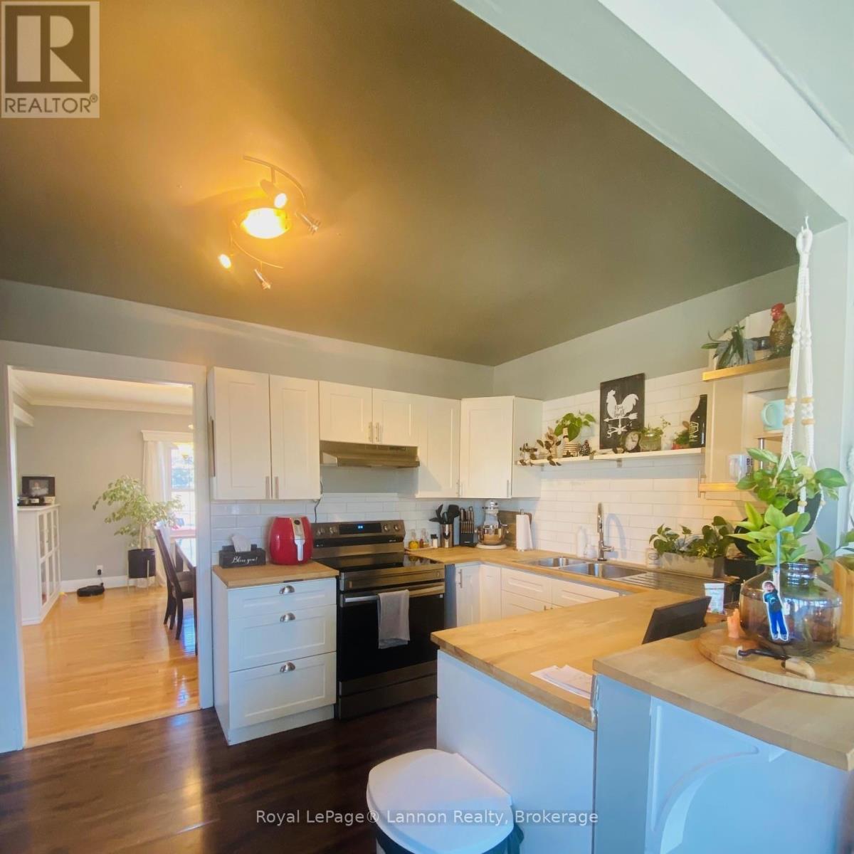 209 Mckenzie Avenue E Property Photo 11