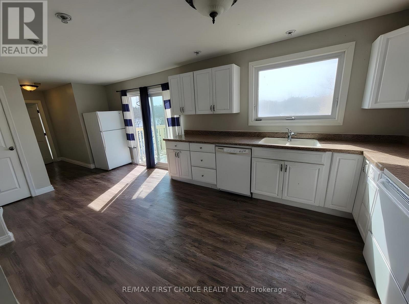 1208 Olde Shambles Rd Property Photo 4