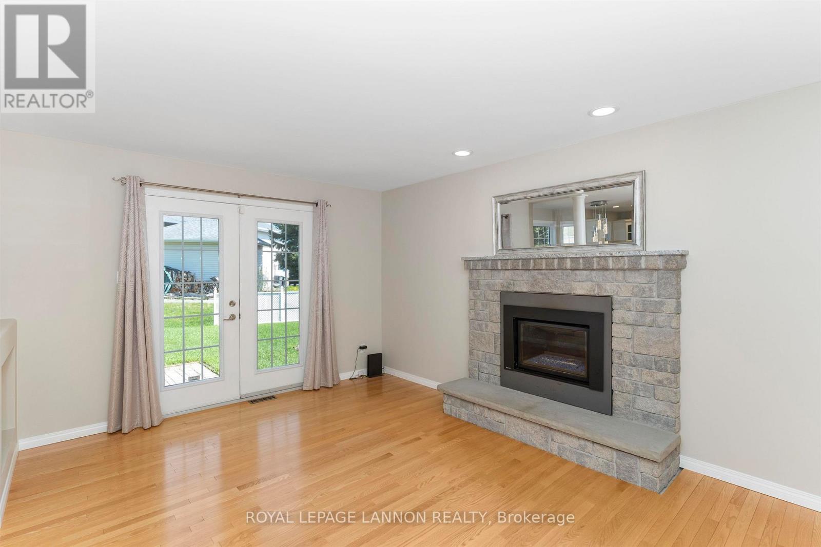 113 Princeton Place Property Photo 13