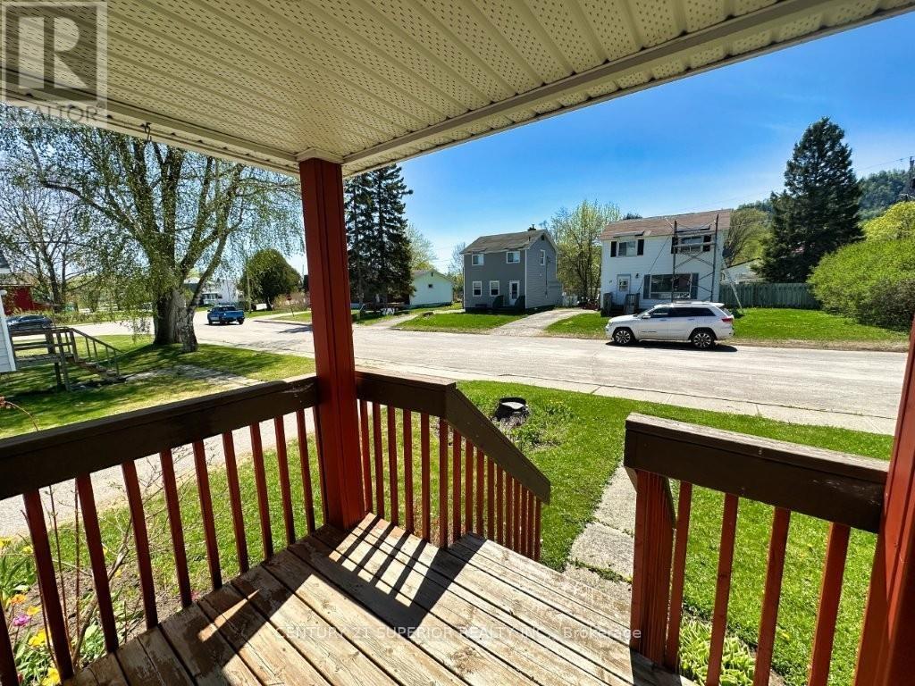 25 Timmins Street Property Photo 2