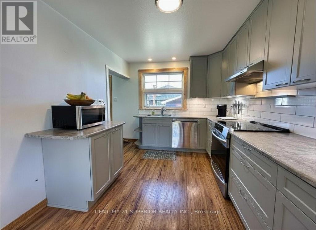 25 Timmins Street Property Photo 7