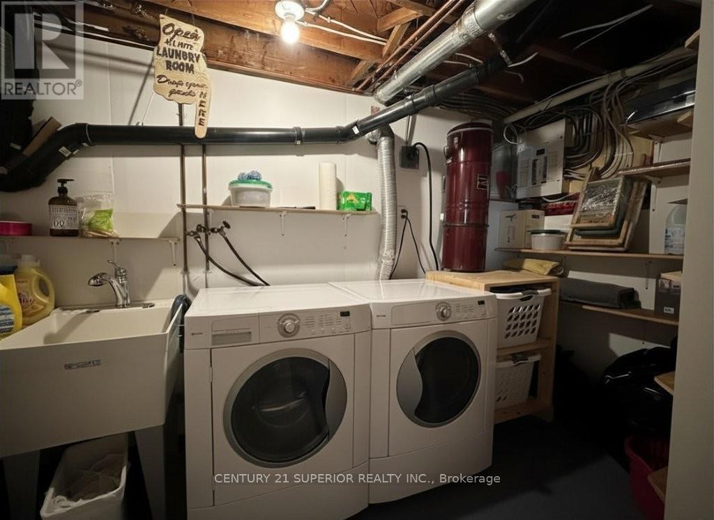 25 Timmins Street Property Photo 28