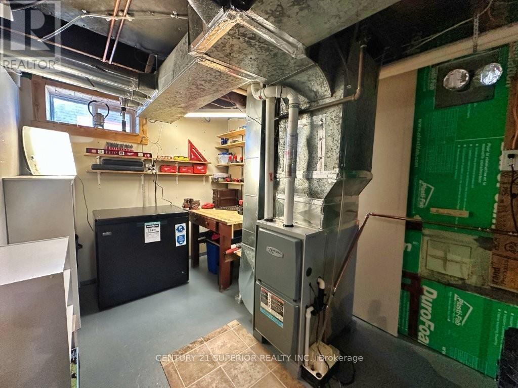 25 Timmins Street Property Photo 31