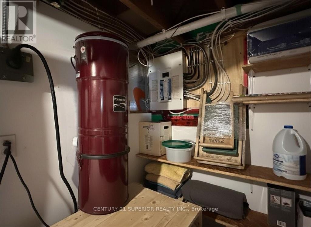 25 Timmins Street Property Photo 32
