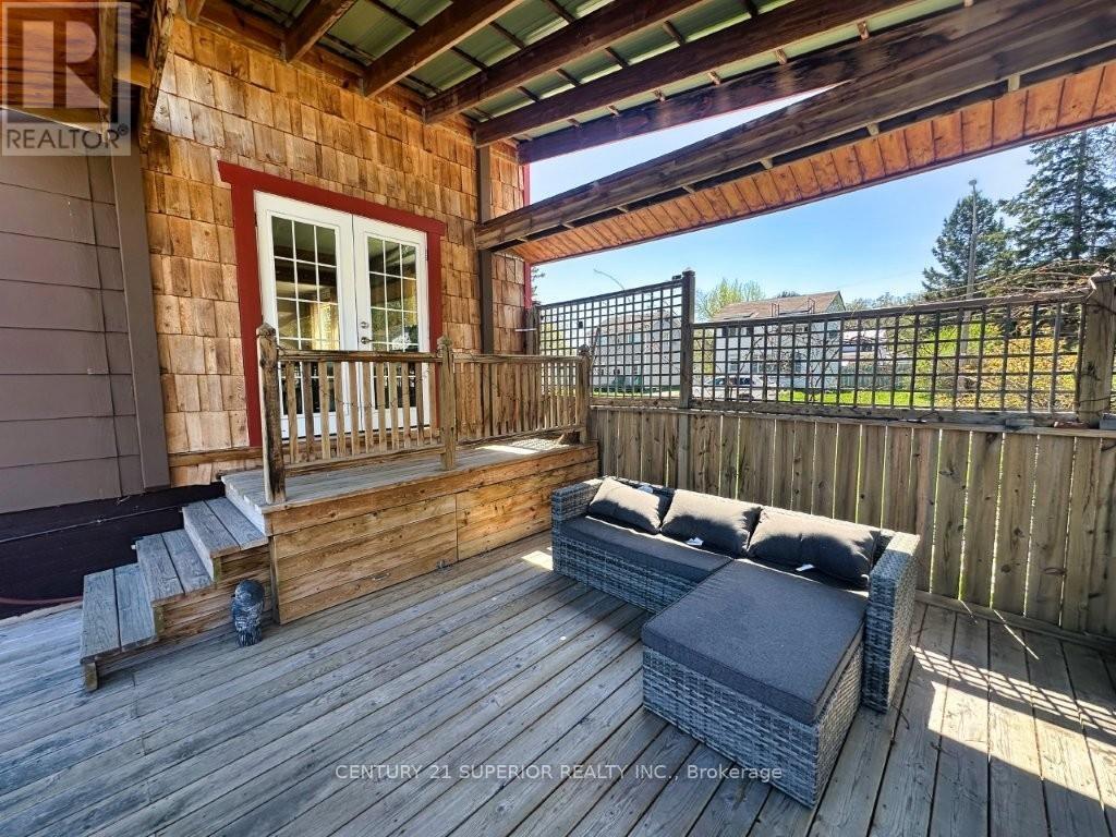 25 Timmins Street Property Photo 39