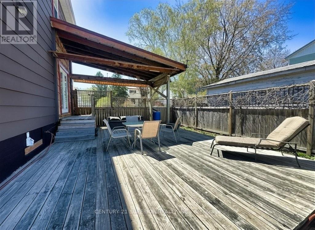 25 Timmins Street Property Photo 40