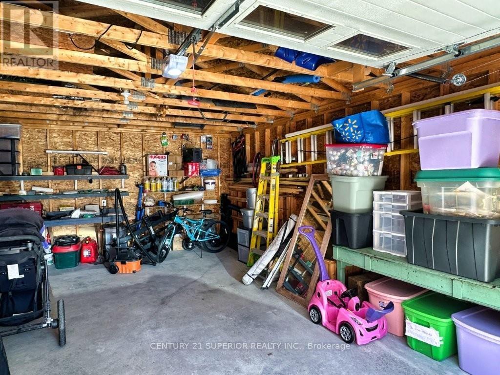 25 Timmins Street Property Photo 47